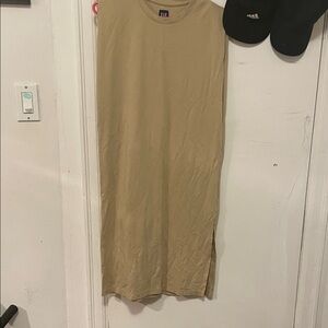 Gap sleevless tee shirt dress